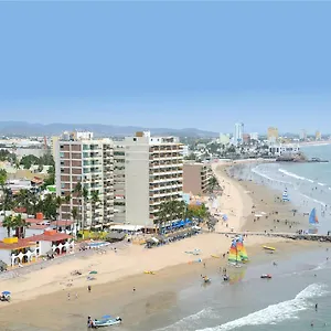 Flores Resort Mazatlán