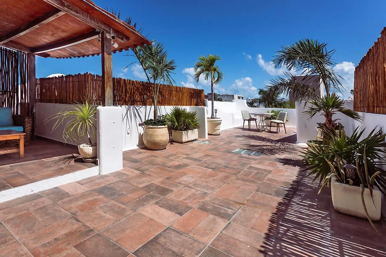 Fabiola Condo Hotel Playa del Carmen