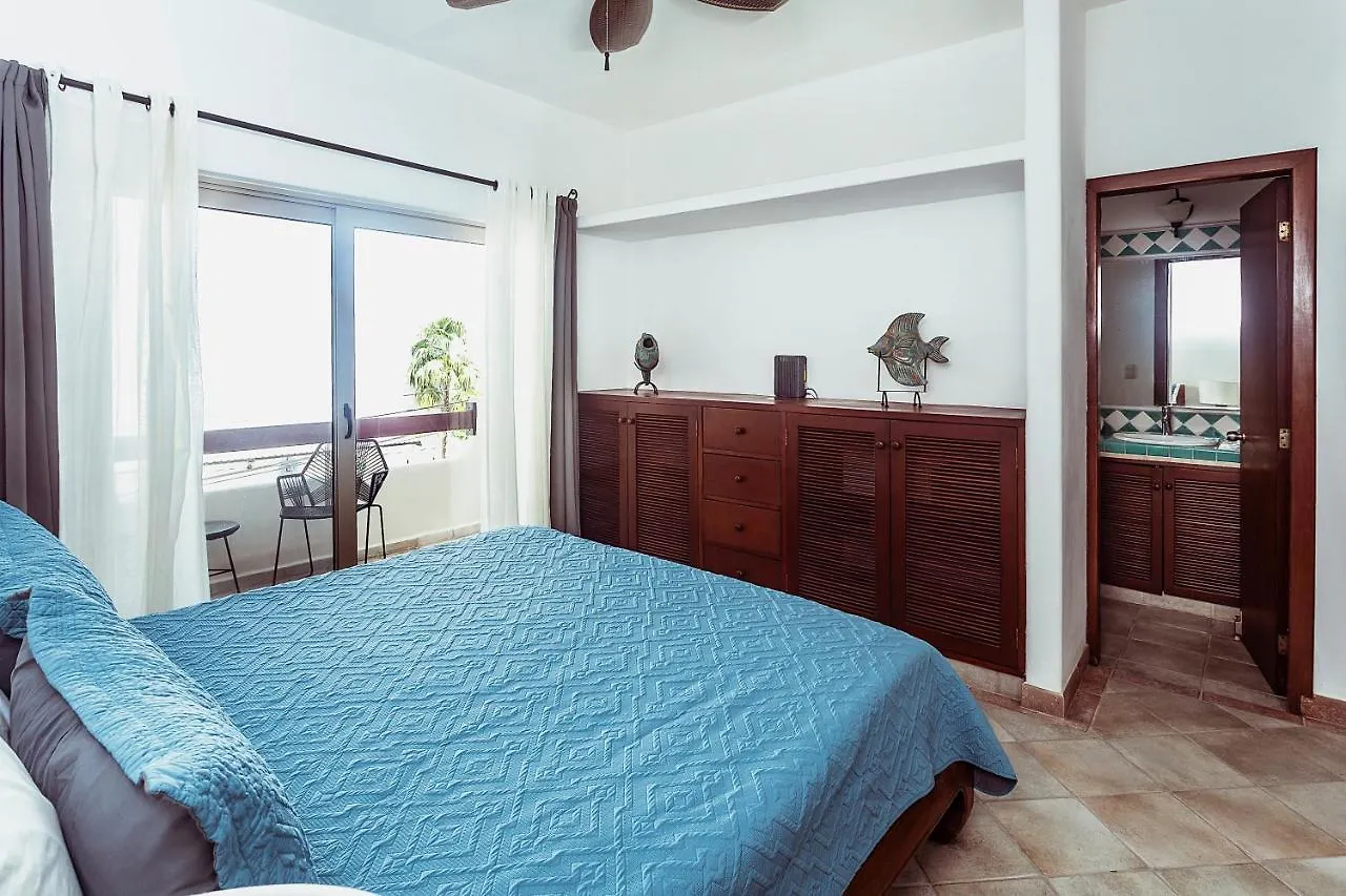 ****  Fabiola Condo Hotel Playa del Carmen Mexico