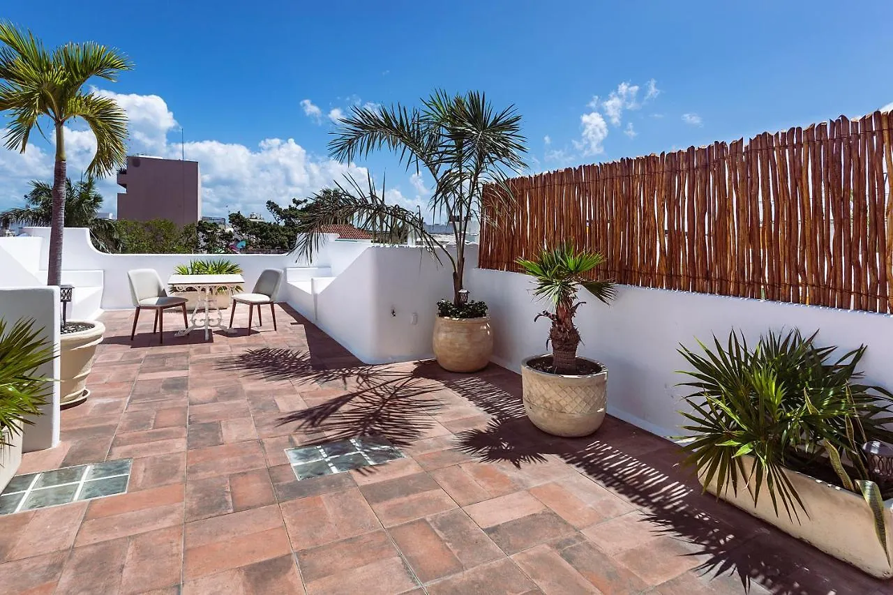 Fabiola Condo Hotel Playa del Carmen