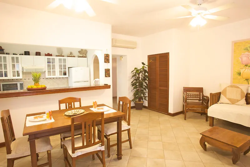 Fabiola Condo Hotel Playa del Carmen 4*,