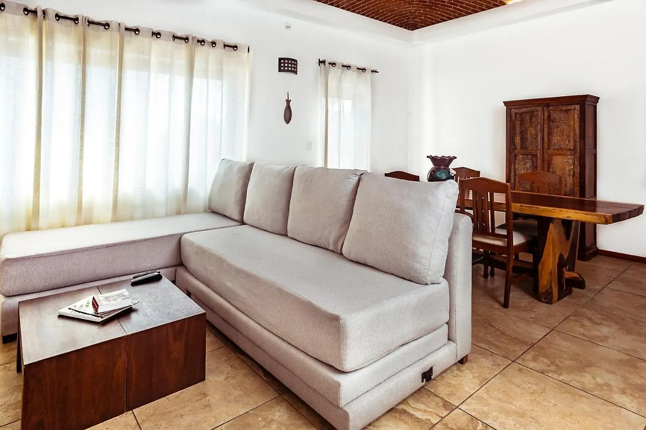 Fabiola Condo Hotel بلايا ديل كارمن