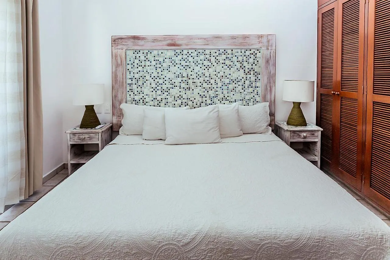 Fabiola Condo Hotel بلايا ديل كارمن